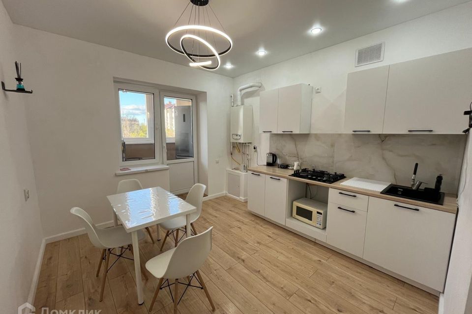 Продаётся 1-комнатная квартира, 43 м²