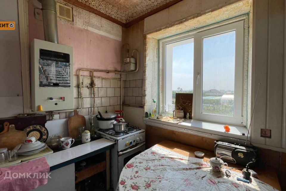 Продаётся 3-комнатная квартира, 50.3 м²