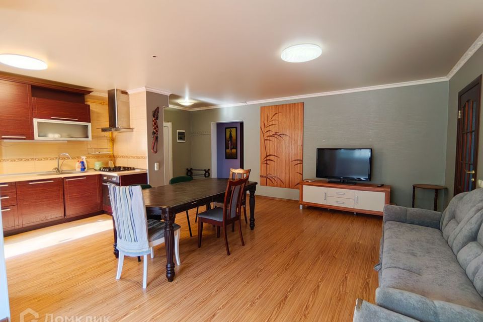 Продаётся 4-комнатная квартира, 78.4 м²