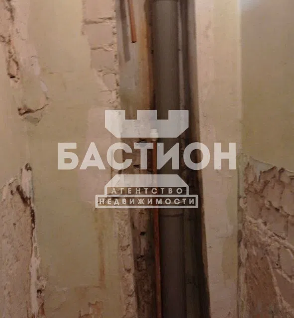 Продаётся 4-комнатная квартира, 67 м²
