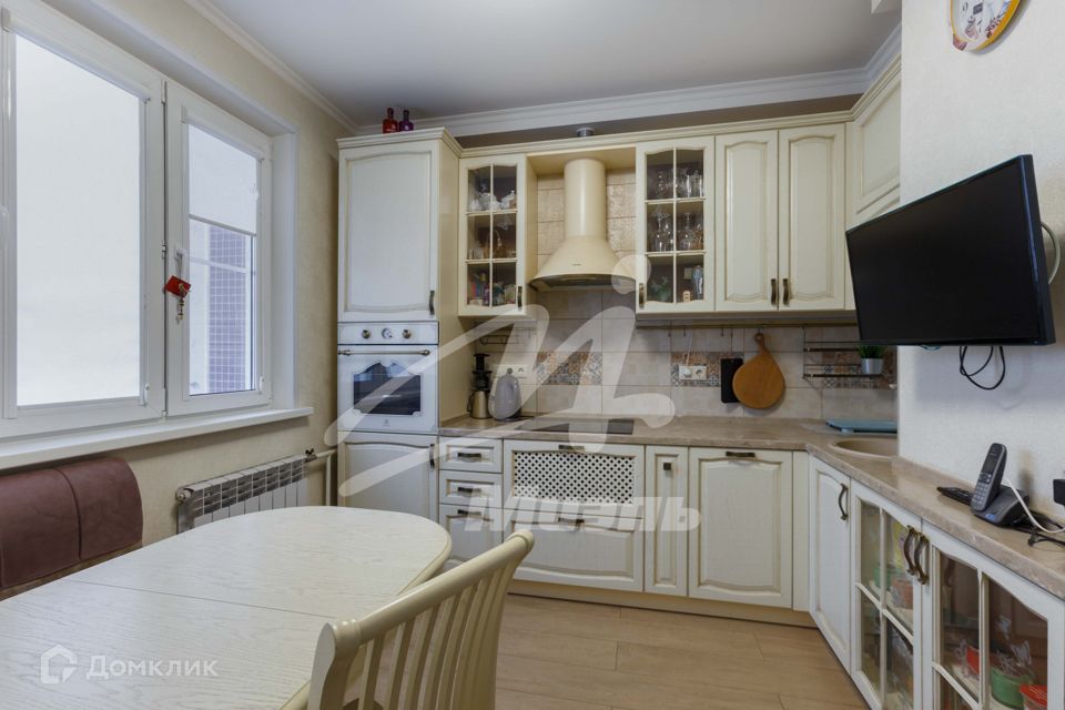 Продаётся 2-комнатная квартира, 56.8 м²