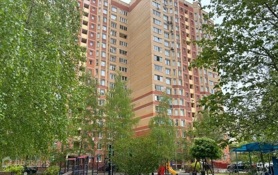Продаётся 2-комнатная квартира, 72.8 м²