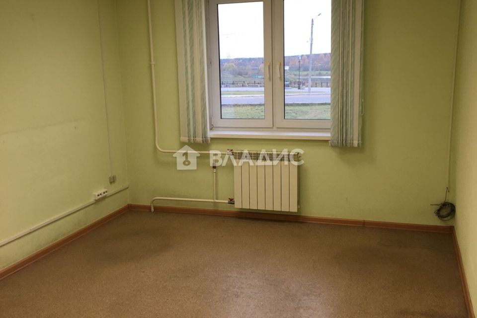 Продаётся 4-комнатная квартира, 108 м²
