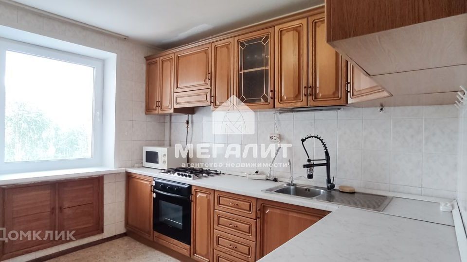 Продаётся 4-комнатная квартира, 120.6 м²