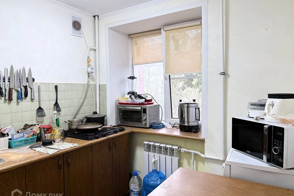 Продаётся 3-комнатная квартира, 56.1 м²