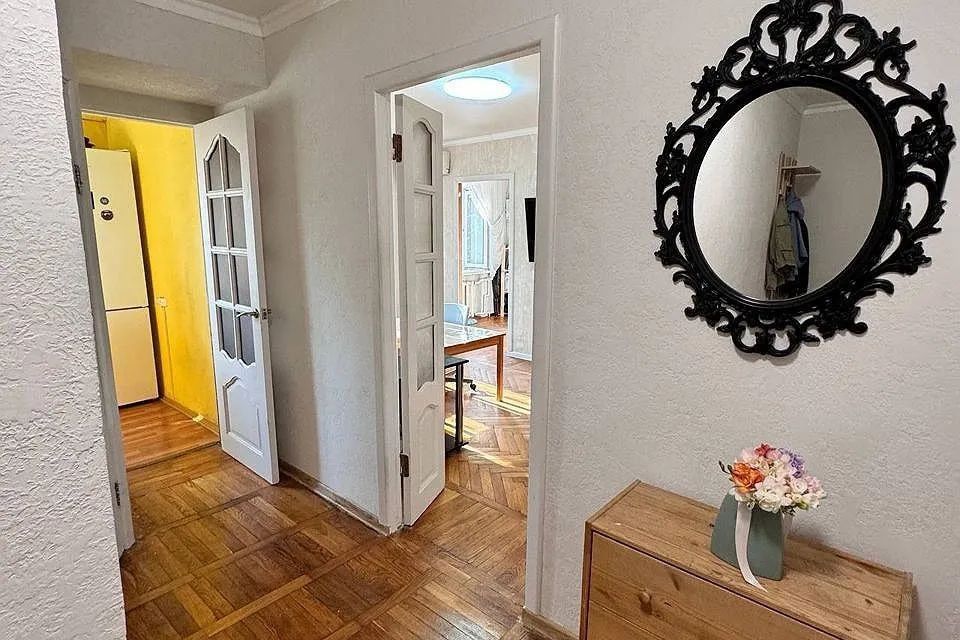 Продаётся 3-комнатная квартира, 58 м²