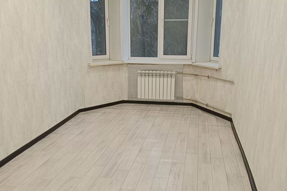 Продаётся комната в 3-комн. квартире, 15.7 м²