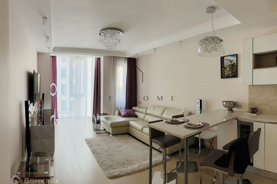 Сдаётся 2-комнатная квартира, 88 м²