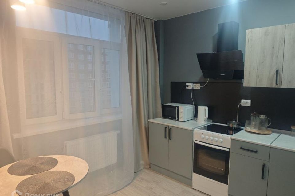 Продаётся 1-комнатная квартира, 35.8 м²
