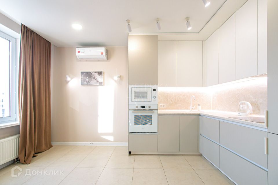 Продаётся 1-комнатная квартира, 40.3 м²