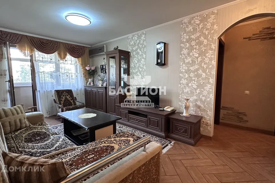 Продаётся 3-комнатная квартира, 60.1 м²