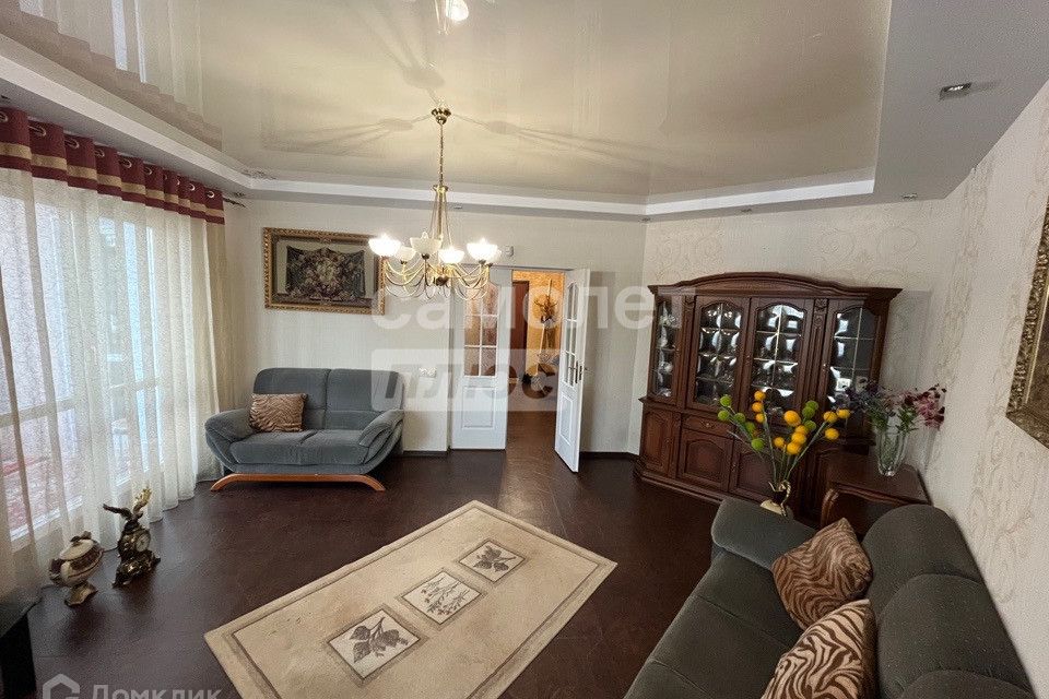Сдаётся 2-комнатная квартира, 79.5 м²