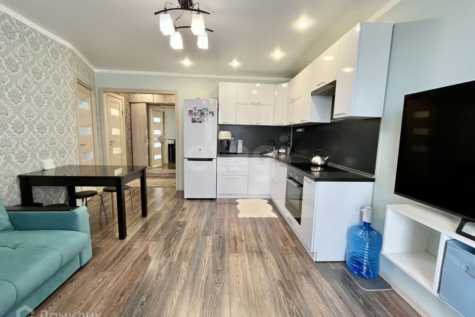 Продаётся 1-комнатная квартира, 43.3 м²