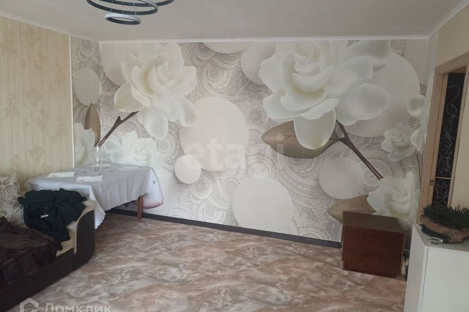 Сдаётся 2-комнатная квартира, 57 м²