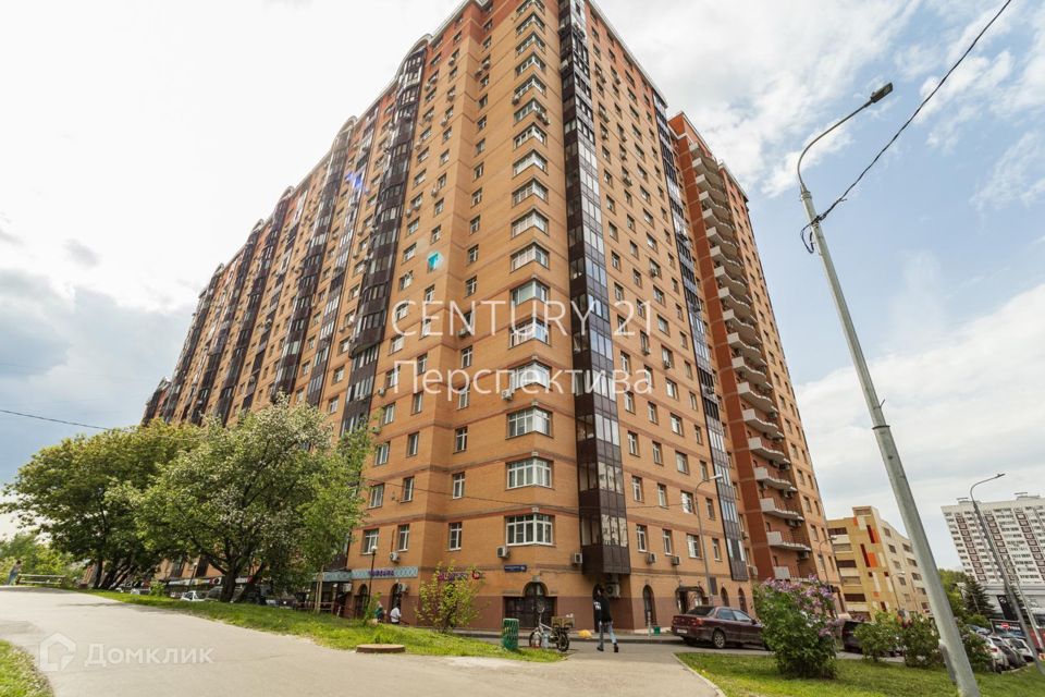 Продаётся 4-комнатная квартира, 149 м²