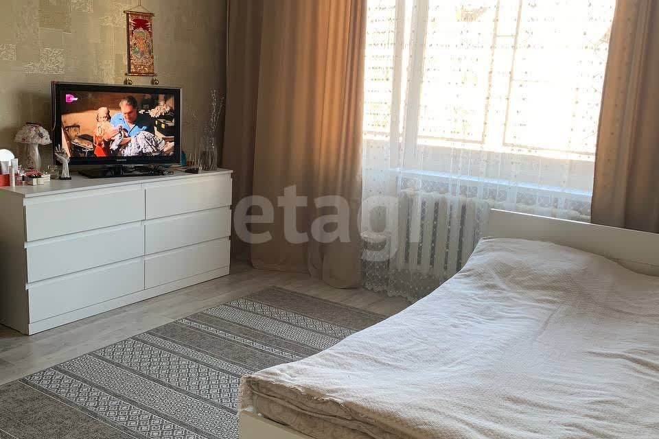 Продаётся 1-комнатная квартира, 38 м²