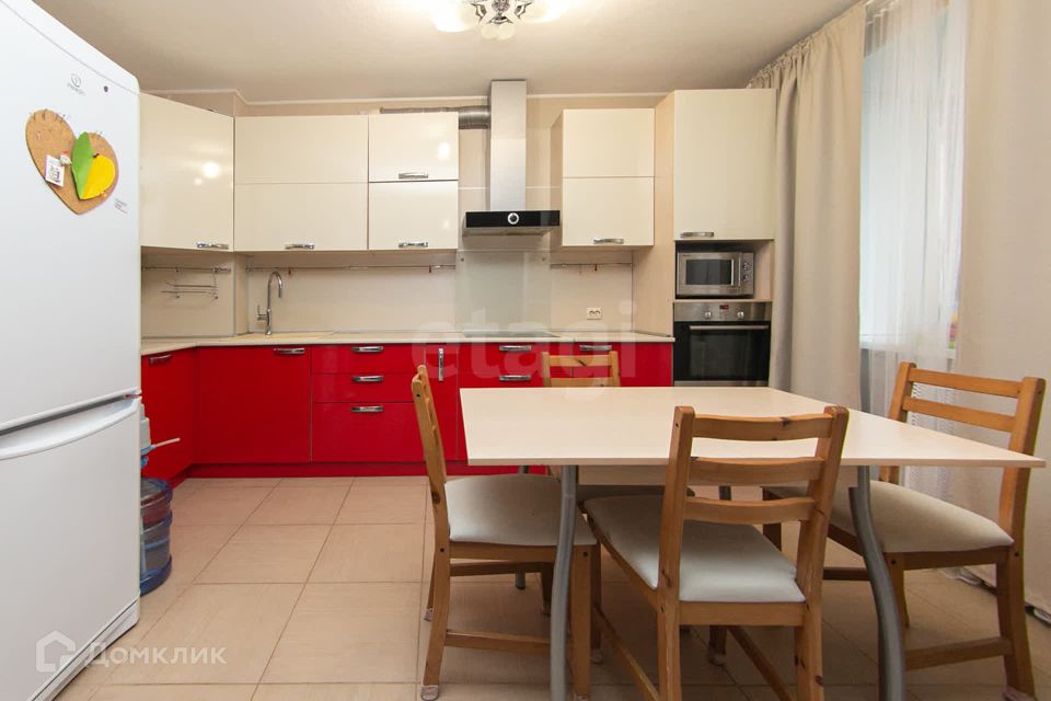 Продаётся 3-комнатная квартира, 68.1 м²