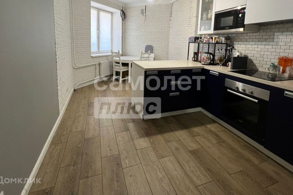 Продаётся 2-комнатная квартира, 61.5 м²