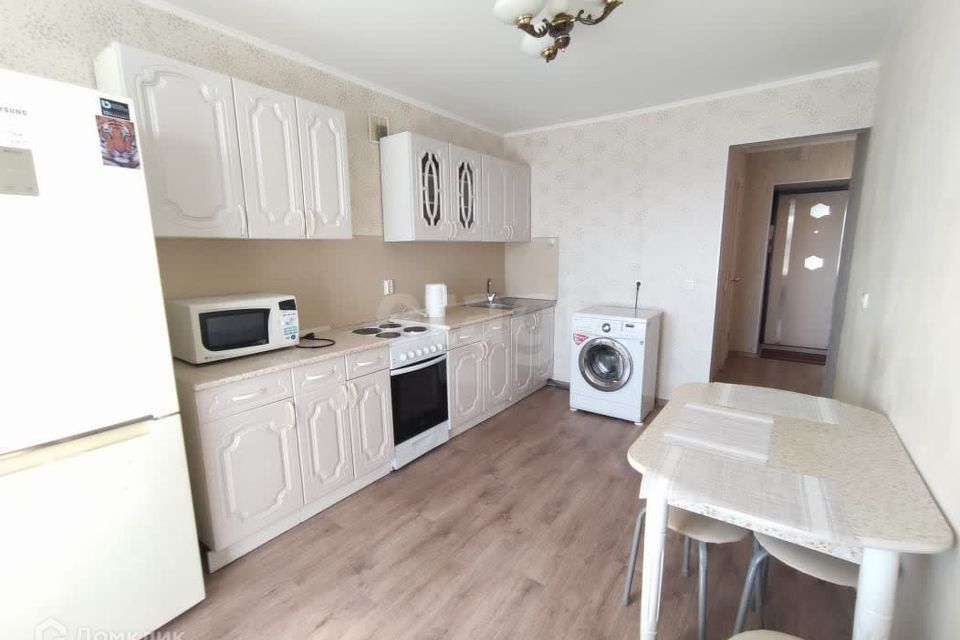Сдаётся 1-комнатная квартира, 40 м²