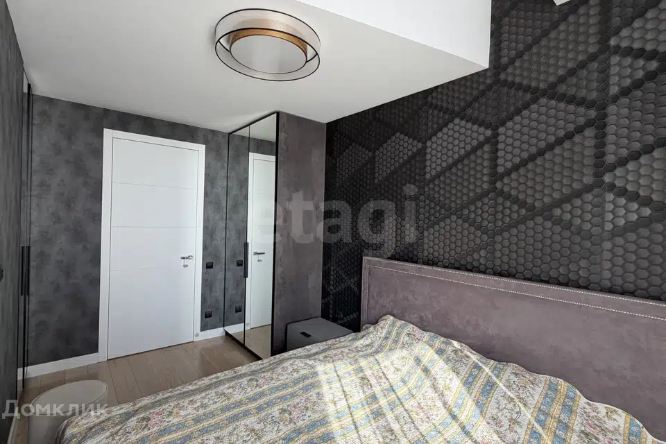 Продаётся 3-комнатная квартира, 72.8 м²