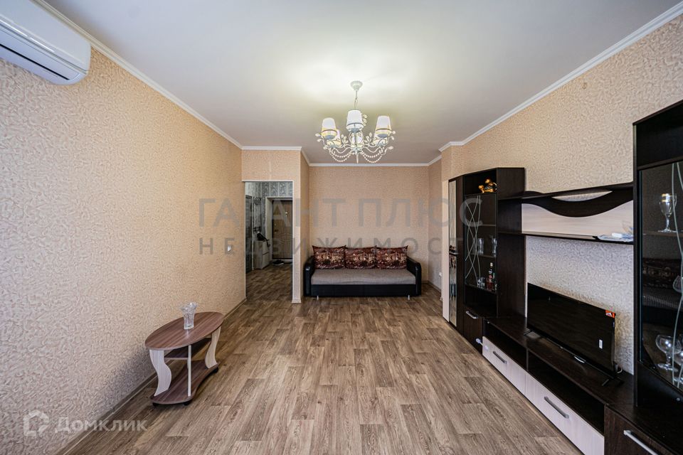 Сдаётся 1-комнатная квартира, 40 м²