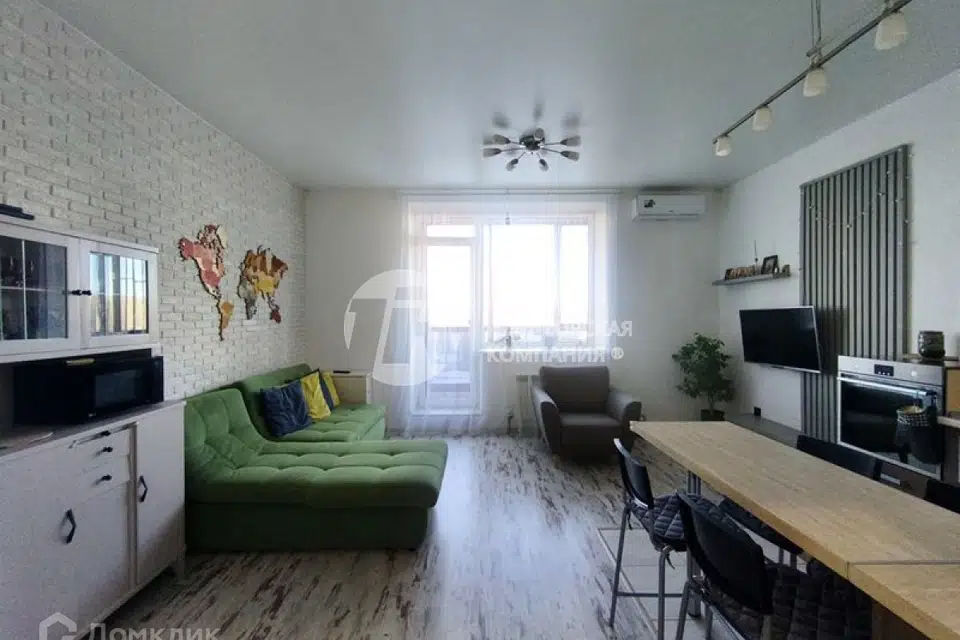 Продаётся 2-комнатная квартира, 73.3 м²