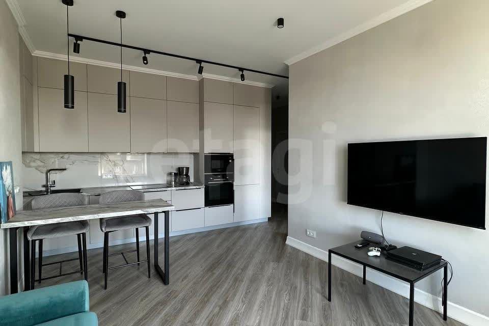 Продаётся 1-комнатная квартира, 43.8 м²