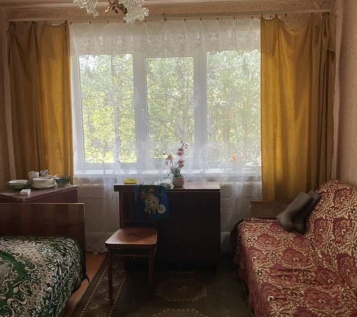 Продаётся 4-комнатная квартира, 55.5 м²