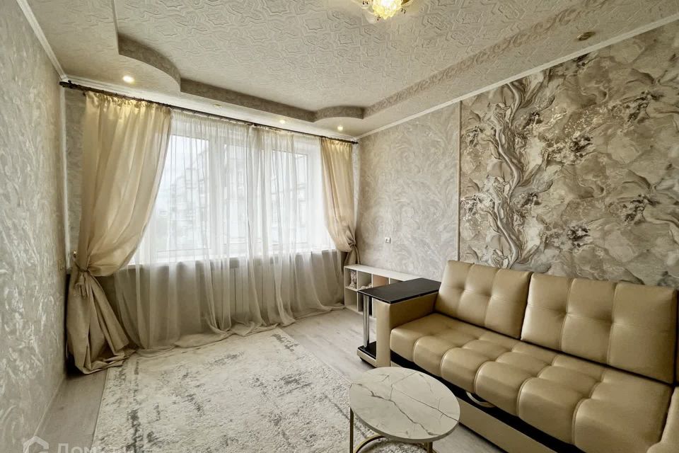 Продаётся 3-комнатная квартира, 66.7 м²