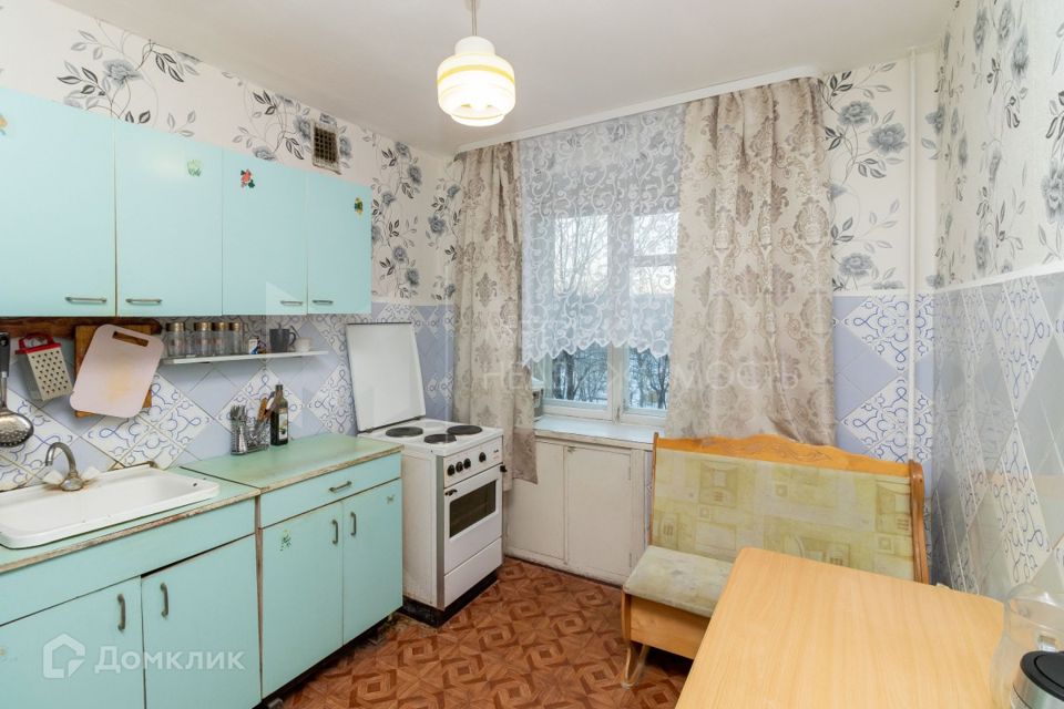 Продаётся 4-комнатная квартира, 72.8 м²