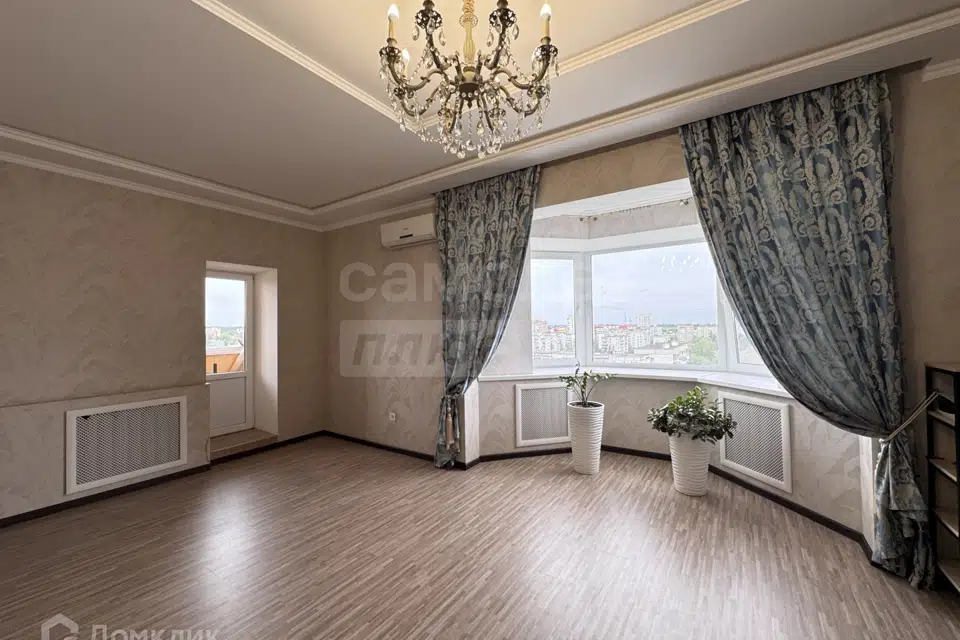 Продаётся 3-комнатная квартира, 102 м²