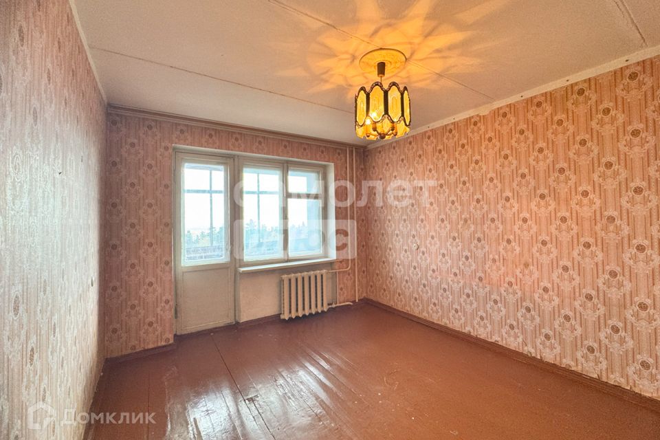 Продаётся 4-комнатная квартира, 74 м²