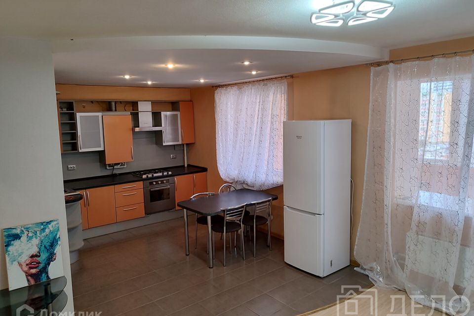 Сдаётся 2-комнатная квартира, 84 м²