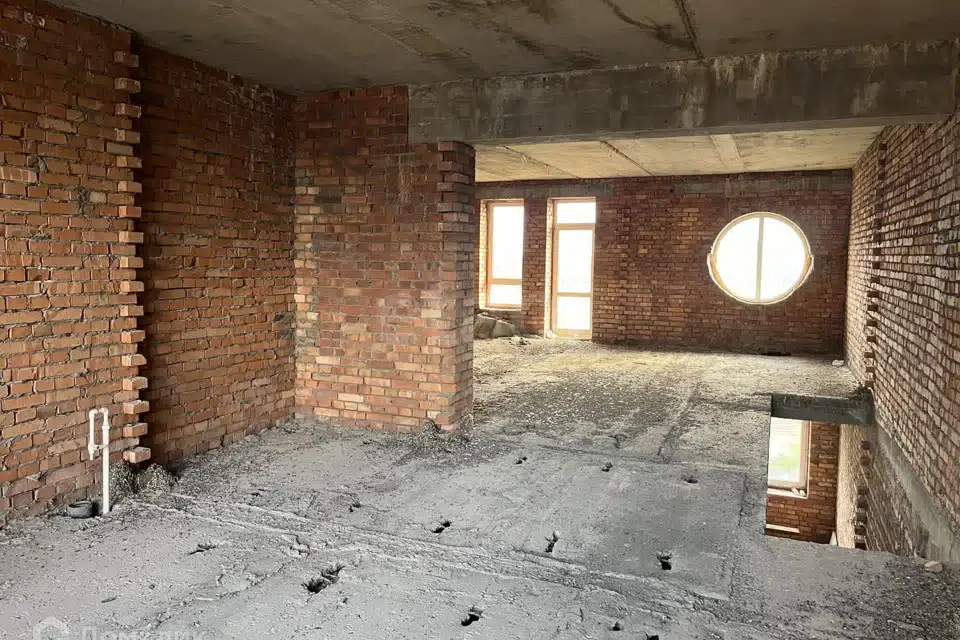 Продаётся 3-комнатная квартира, 115 м²