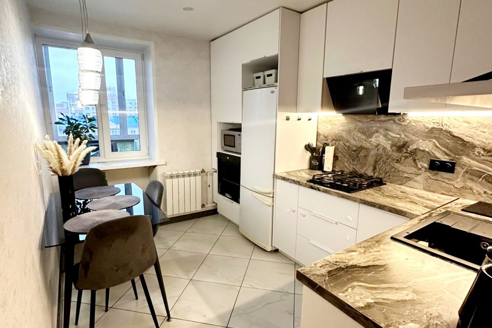 Продаётся 2-комнатная квартира, 51.5 м²