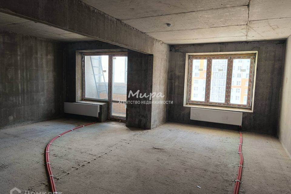 Продаётся 2-комнатная квартира, 120 м²