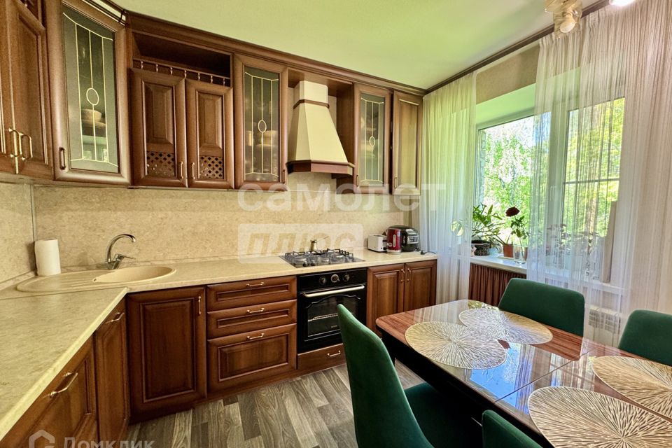 Продаётся 3-комнатная квартира, 67.3 м²