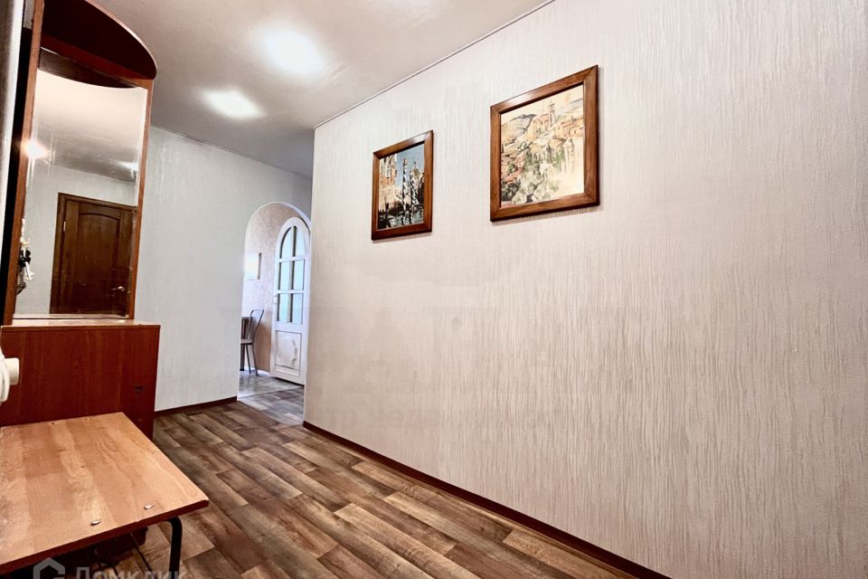 Продаётся 3-комнатная квартира, 59.5 м²