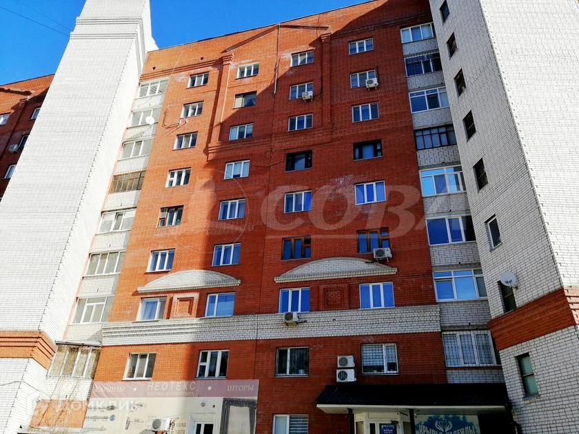 Продаётся 3-комнатная квартира, 133 м²