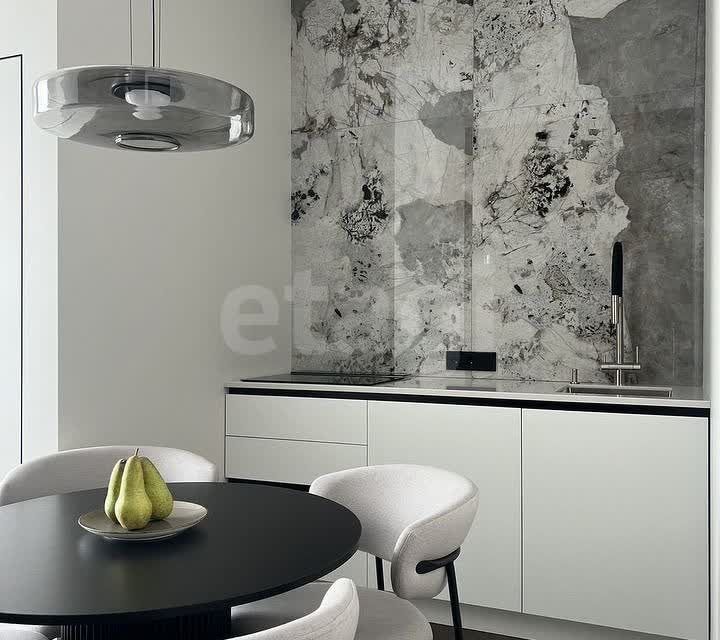 Продаётся 1-комнатная квартира, 44 м²