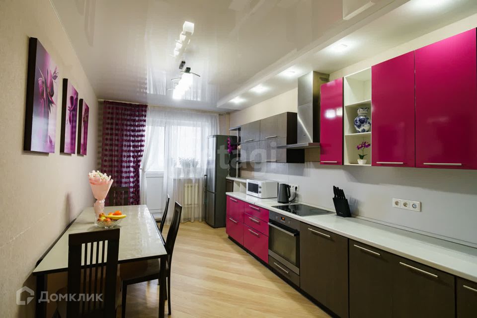 Продаётся 2-комнатная квартира, 74.2 м²
