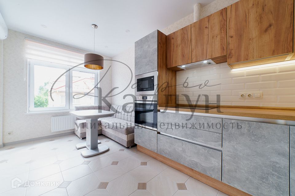 Сдаётся 2-комнатная квартира, 60 м²