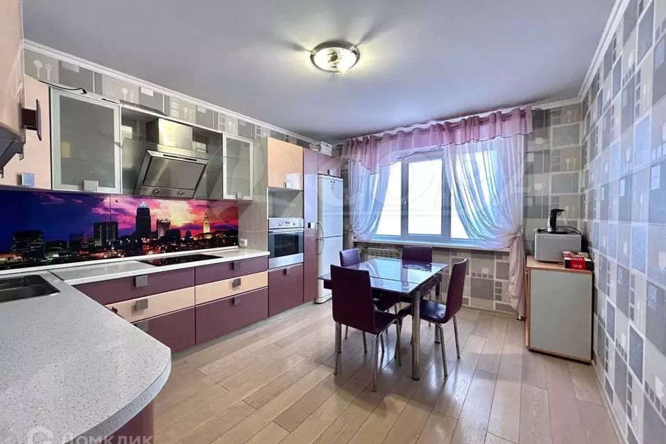 Сдаётся 3-комнатная квартира, 100 м²