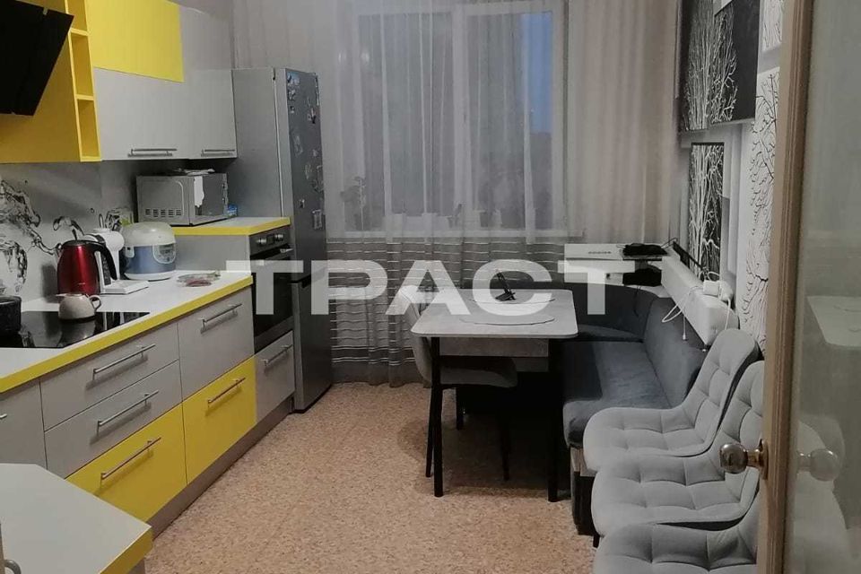 Продаётся 2-комнатная квартира, 58.2 м²