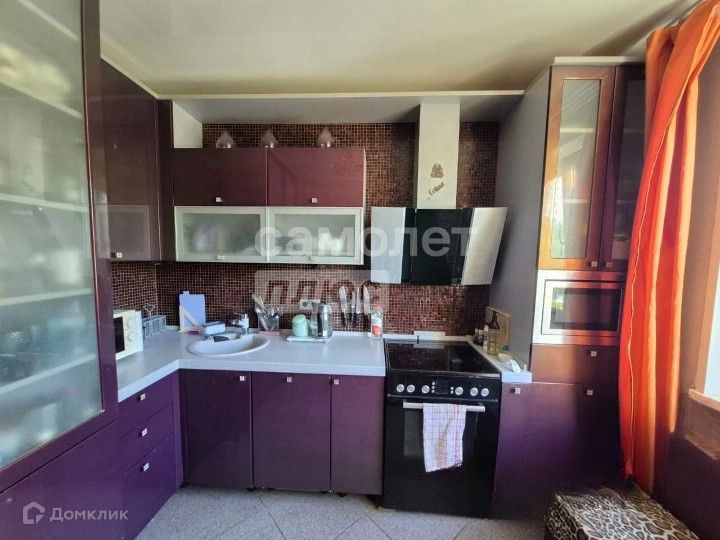 Продаётся 4-комнатная квартира, 92.6 м²