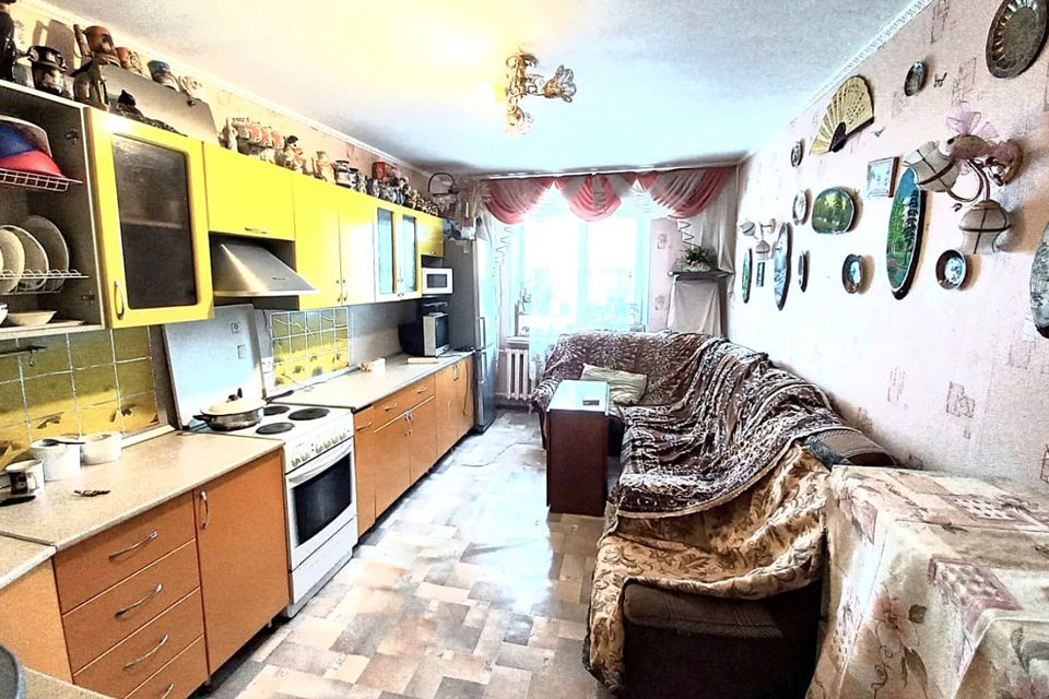 Продаётся 2-комнатная квартира, 65.9 м²