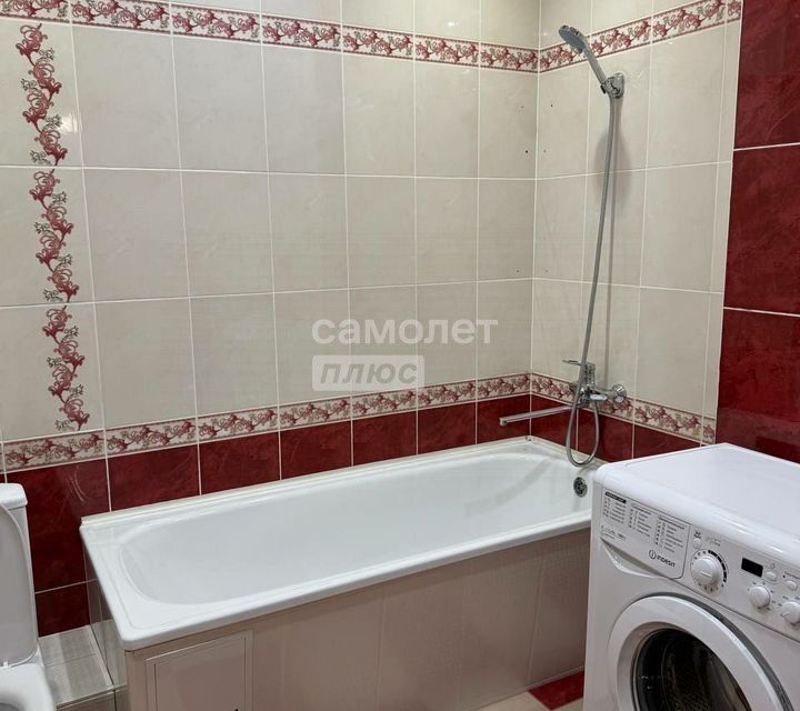 Сдаётся 1-комнатная квартира, 42 м²