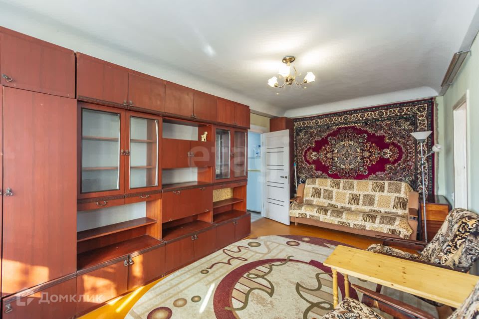 Продаётся 3-комнатная квартира, 48 м²