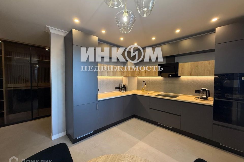 Сдаётся 2-комнатная квартира, 65 м²