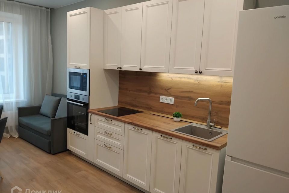 Сдаётся 2-комнатная квартира, 67 м²